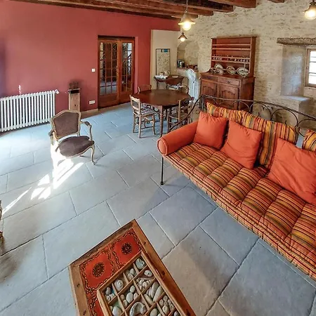 Les Lumas Taize-Aizie