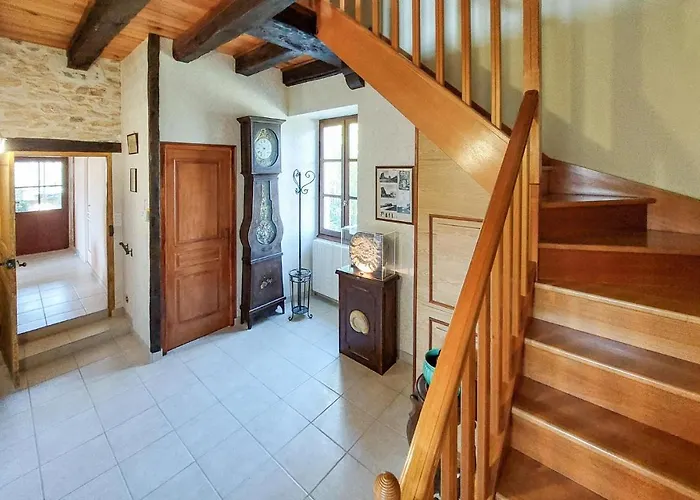 Les Lumas Taize-Aizie